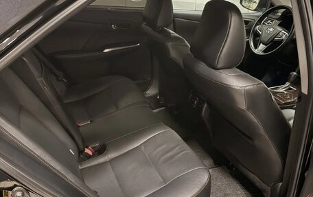 Toyota Camry, 2017 год, 2 600 000 рублей, 11 фотография