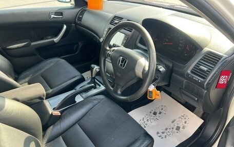 Honda Accord VII рестайлинг, 2004 год, 899 999 рублей, 10 фотография