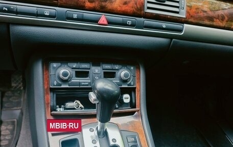 Audi A8, 2006 год, 850 000 рублей, 8 фотография