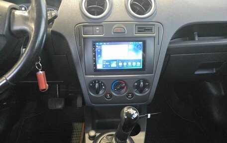 Ford Fusion I, 2005 год, 549 000 рублей, 15 фотография