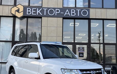 Mitsubishi Pajero IV, 2011 год, 1 825 000 рублей, 3 фотография