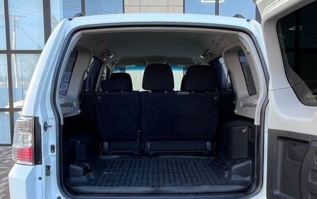 Mitsubishi Pajero IV, 2011 год, 1 825 000 рублей, 33 фотография