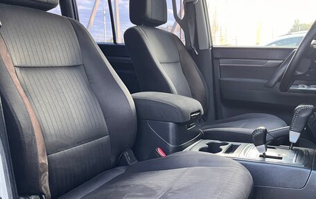 Mitsubishi Pajero IV, 2011 год, 1 825 000 рублей, 25 фотография
