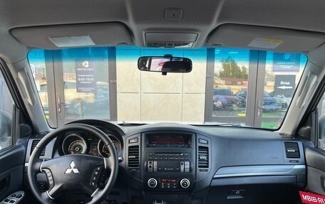 Mitsubishi Pajero IV, 2011 год, 1 825 000 рублей, 27 фотография