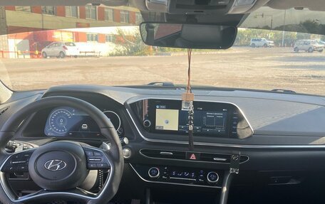 Hyundai Sonata VIII, 2019 год, 2 000 000 рублей, 6 фотография