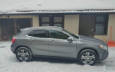 Mercedes-Benz GLA, 2015 год, 1 500 000 рублей, 10 фотография