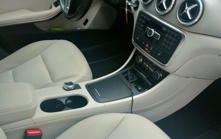 Mercedes-Benz GLA, 2015 год, 1 500 000 рублей, 11 фотография