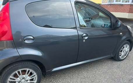 Peugeot 107 I рестайлинг, 2007 год, 450 000 рублей, 2 фотография