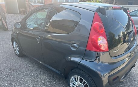 Peugeot 107 I рестайлинг, 2007 год, 450 000 рублей, 3 фотография