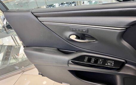 Lexus ES VII, 2021 год, 4 380 000 рублей, 16 фотография