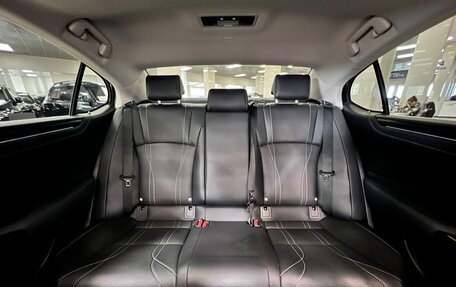 Lexus ES VII, 2021 год, 4 380 000 рублей, 30 фотография