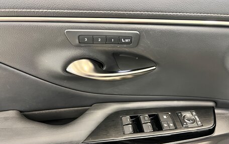 Lexus ES VII, 2021 год, 4 380 000 рублей, 23 фотография