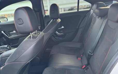 Mercedes-Benz A-Класс, 2022 год, 2 200 000 рублей, 10 фотография