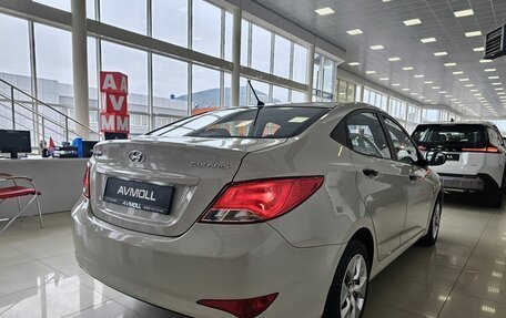 Hyundai Solaris II рестайлинг, 2015 год, 1 279 000 рублей, 7 фотография