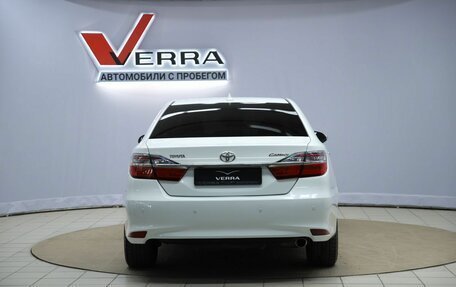 Toyota Camry, 2016 год, 1 990 000 рублей, 6 фотография