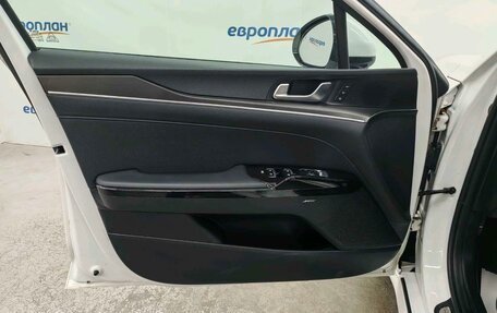 KIA K5, 2022 год, 3 300 000 рублей, 10 фотография