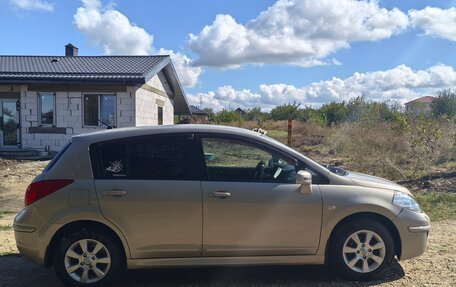 Nissan Tiida, 2011 год, 600 000 рублей, 2 фотография