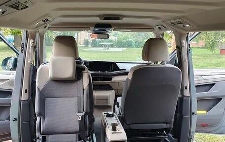 Volkswagen Multivan, 2023 год, 5 850 000 рублей, 12 фотография