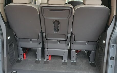 Volkswagen Multivan, 2023 год, 5 850 000 рублей, 11 фотография