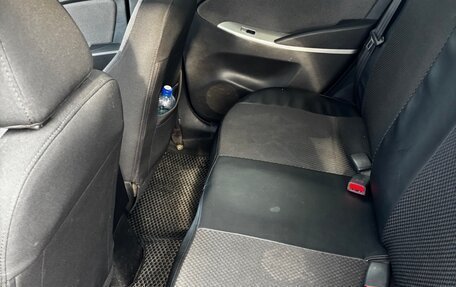 Hyundai Solaris II рестайлинг, 2011 год, 600 000 рублей, 6 фотография
