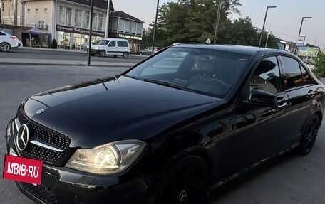 Mercedes-Benz C-Класс, 2008 год, 975 000 рублей, 2 фотография