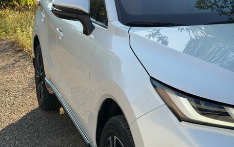 Toyota Venza, 2022 год, 4 699 999 рублей, 12 фотография