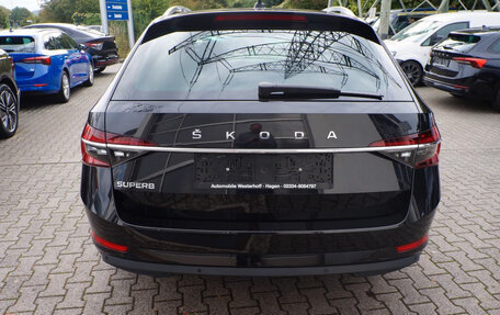 Skoda Superb III рестайлинг, 2023 год, 3 850 000 рублей, 6 фотография