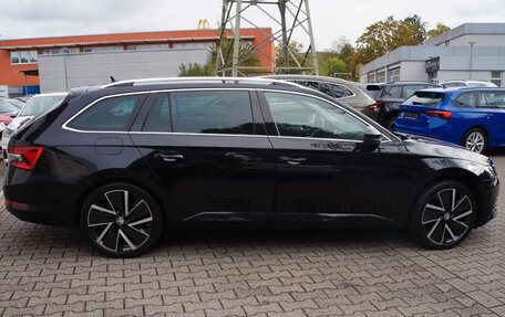 Skoda Superb III рестайлинг, 2023 год, 3 850 000 рублей, 9 фотография
