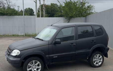 Chevrolet Niva I рестайлинг, 2004 год, 350 000 рублей, 3 фотография