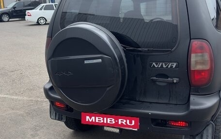 Chevrolet Niva I рестайлинг, 2004 год, 350 000 рублей, 6 фотография