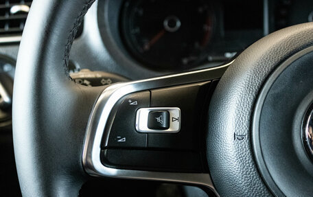 Volkswagen Polo VI (EU Market), 2018 год, 1 250 000 рублей, 17 фотография