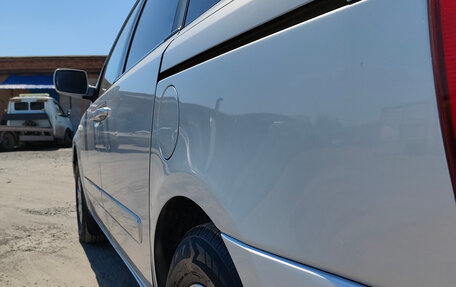 KIA Carnival III, 2008 год, 850 000 рублей, 14 фотография
