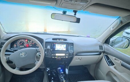Toyota Land Cruiser Prado 120 рестайлинг, 2004 год, 1 100 000 рублей, 7 фотография