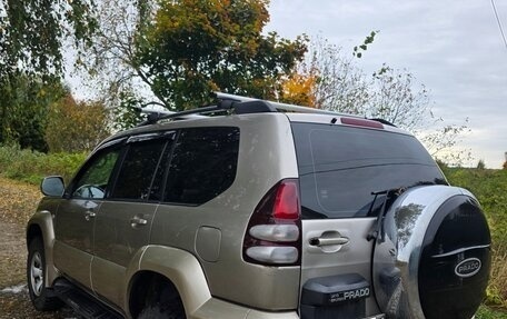 Toyota Land Cruiser Prado 120 рестайлинг, 2004 год, 1 100 000 рублей, 2 фотография