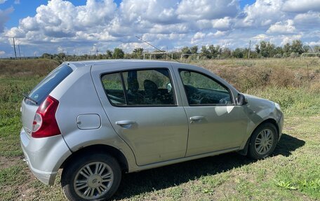Renault Sandero I, 2013 год, 380 000 рублей, 3 фотография