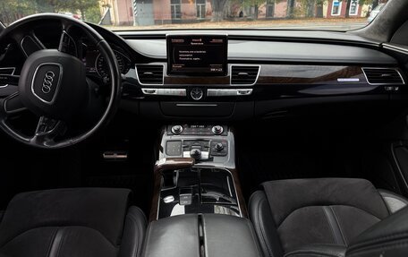 Audi A8, 2010 год, 1 700 000 рублей, 15 фотография