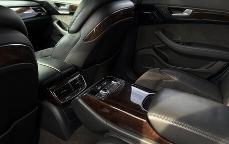 Audi A8, 2010 год, 1 700 000 рублей, 20 фотография