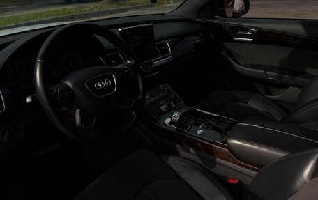 Audi A8, 2010 год, 1 700 000 рублей, 23 фотография