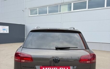Volkswagen Touareg III, 2015 год, 2 320 000 рублей, 6 фотография