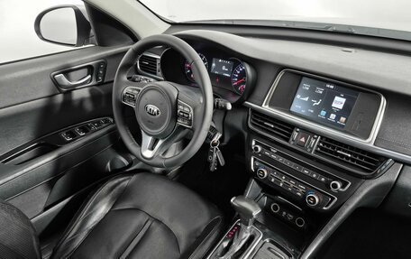 KIA Optima IV, 2017 год, 1 349 000 рублей, 11 фотография
