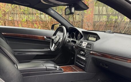 Mercedes-Benz E-Класс, 2013 год, 1 750 000 рублей, 5 фотография
