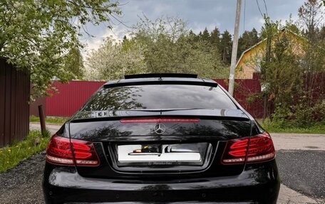 Mercedes-Benz E-Класс, 2013 год, 1 750 000 рублей, 4 фотография