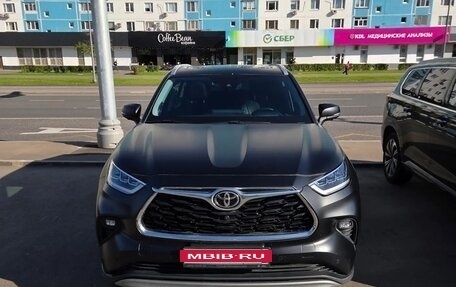 Toyota Highlander, 2024 год, 4 800 000 рублей, 1 фотография