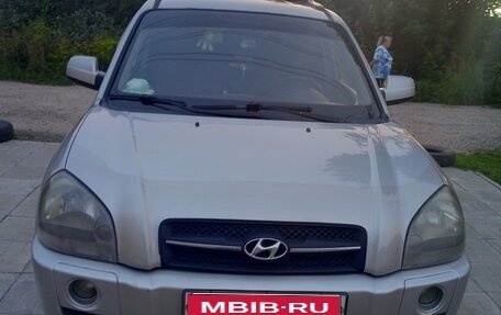 Hyundai Tucson III, 2007 год, 655 000 рублей, 1 фотография