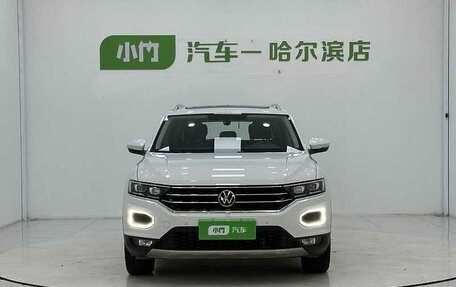 Volkswagen T-Roc I, 2022 год, 1 750 000 рублей, 2 фотография