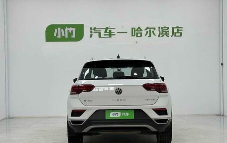 Volkswagen T-Roc I, 2022 год, 1 750 000 рублей, 6 фотография