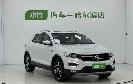 Volkswagen T-Roc I, 2022 год, 1 750 000 рублей, 3 фотография