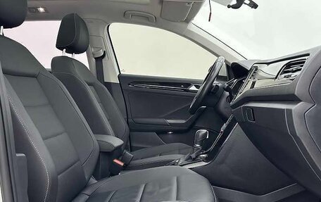 Volkswagen T-Roc I, 2022 год, 1 750 000 рублей, 9 фотография