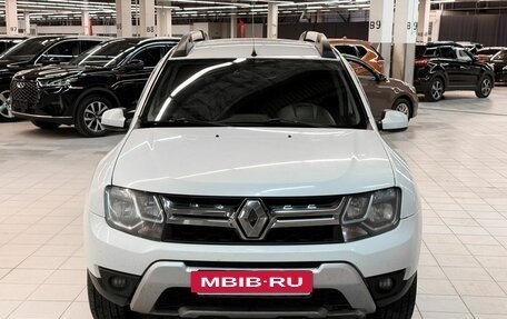 Renault Duster I рестайлинг, 2015 год, 1 049 000 рублей, 2 фотография