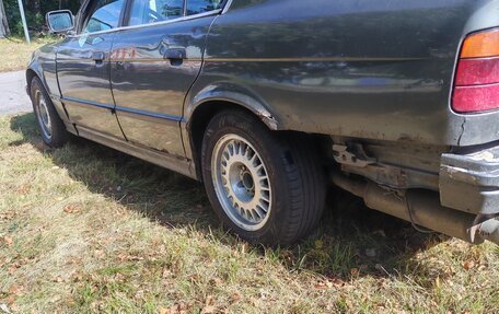 BMW 5 серия, 1988 год, 185 000 рублей, 3 фотография
